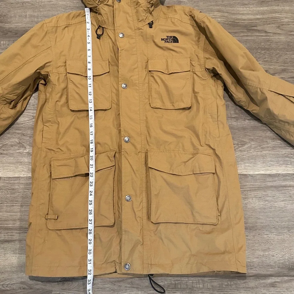 The North Face Men's Medium Tan HyVent Insulated Parka Field Jacket 4-Pocket